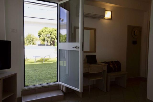 Elite Hotel 3*